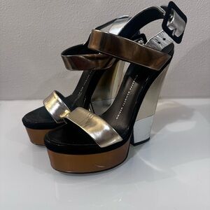 Giuseppe Zanotti Color Block Heel